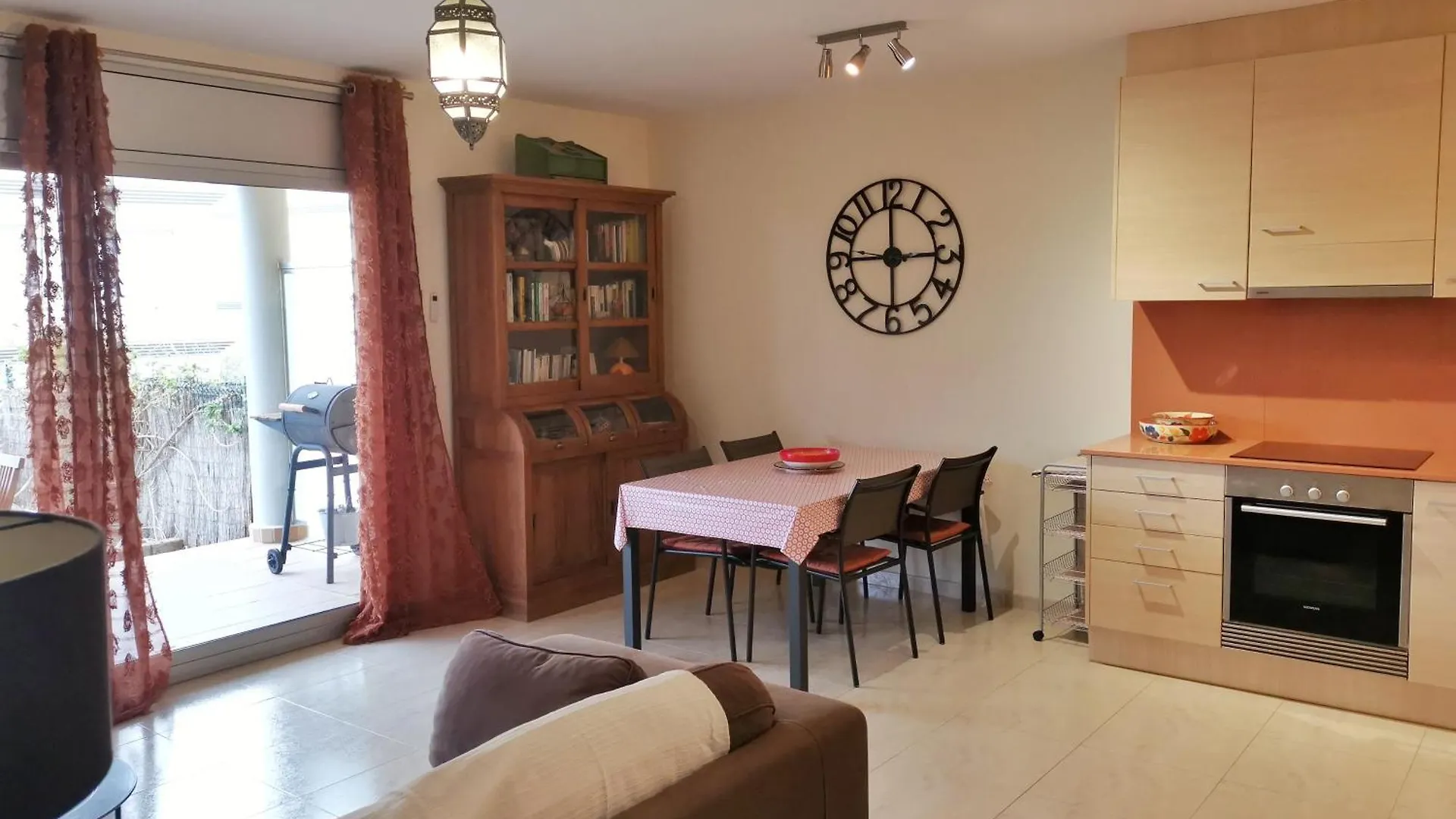 La Tarongina Apartament Amb Piscina Llança 0*,  Hiszpania